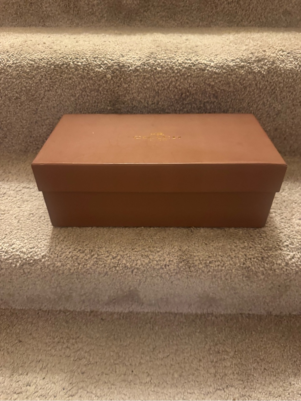 NWT Coach Two-Tone Tan and Black Pointed-Toe Pump - Picture 3 of 10